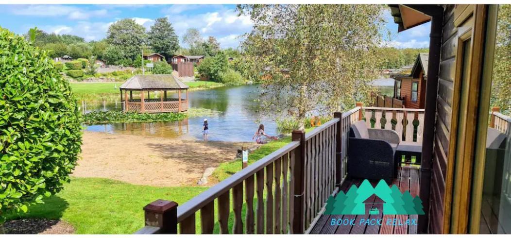 4 Bed Luxury Lodge With Hot Tub Near Lake District Warton Exterior foto